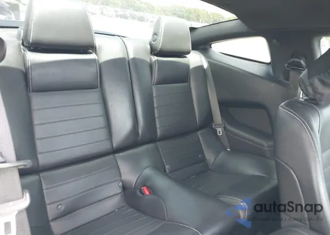 2013 Ford Mustang V6 Premium из США, поврежденный, VIN 1ZVBP8AM5D5263496